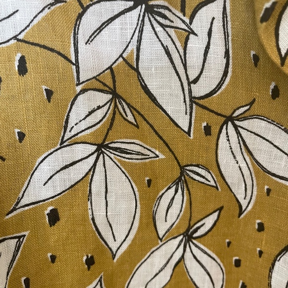 RACHEL ZOE 100% LINEN  MEDIUM GOLD AND WHITE BUTTON DOWN SHIRT - Picture 6 of 8